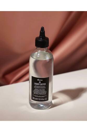 Oi Liquid Luster Hızlı Parlaklık Veren Durulanan Saç Serumu 300ml 76078 8004608278450 - 2